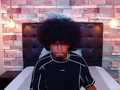 JaicobRuneer online show from March 16, 1:23 am