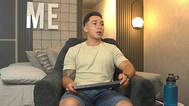 Ryan Hunt online show from September 16, 12:06 pm