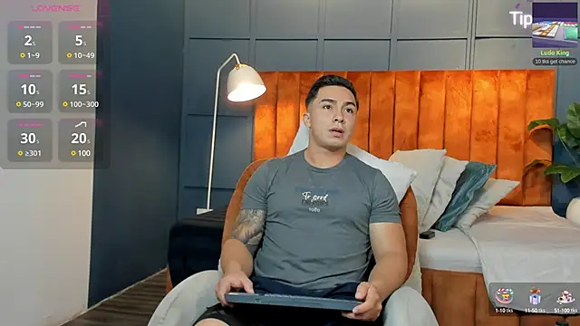 Ryan Hunt online show from January 28, 12:11 pm