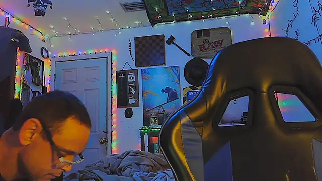 Buffshagswell online show from February 5, 4:14 pm