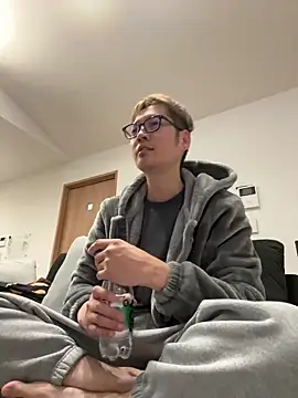 kensnb online show from March 17, 8:51 pm