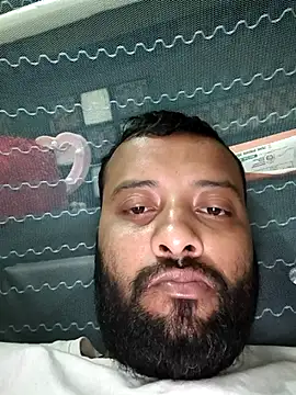 Snapshot of AlamJi07 chatting on March 21, 7:44 am AlamJi07 online show from March 21, 7:44 am