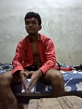 Reynold2608 online show from December 30, 3:36 am