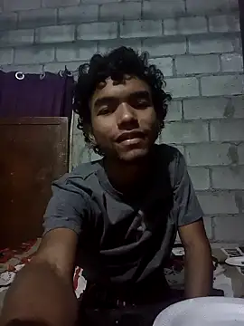 Reynold2608 online show from September 29, 1:48 am