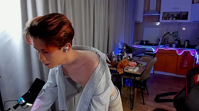 AndrewwCarter2 online show from January 24, 5:53 pm