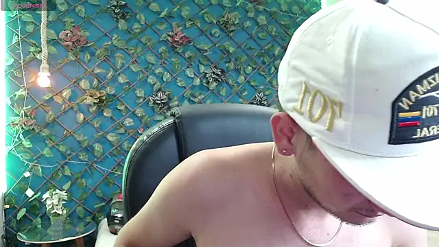 Cerokershelby online show from November 26, 11:24 am