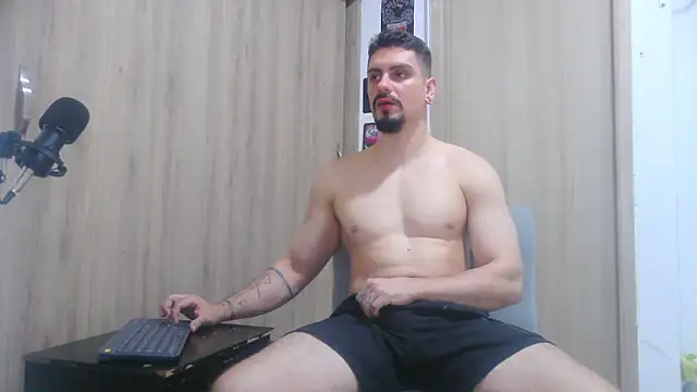 Aaron kwok28 online show from December 2, 3:09 am