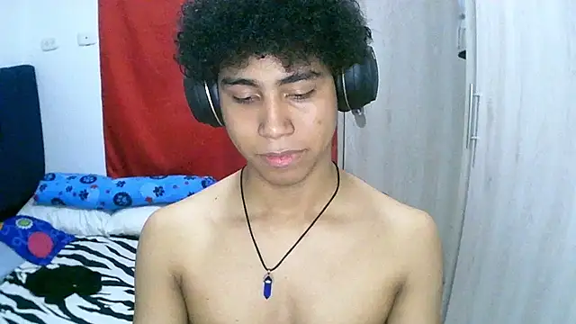 sexy diamante  online show from January 10, 4:17 am