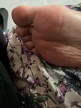 Snapshot of lixiaoshuai8 chatting on March 4, 3:04 pm lixiaoshuai8 online show from March 4, 3:04 pm