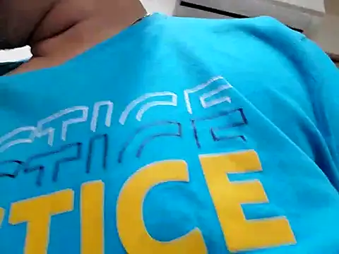 Snapshot of SWEETBOYJI chatting on March 5, 5:29 pm SWEETBOYJI online show from March 5, 5:29 pm