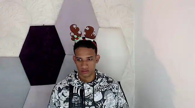 AbrahanBratz online show from December 14, 11:50 am