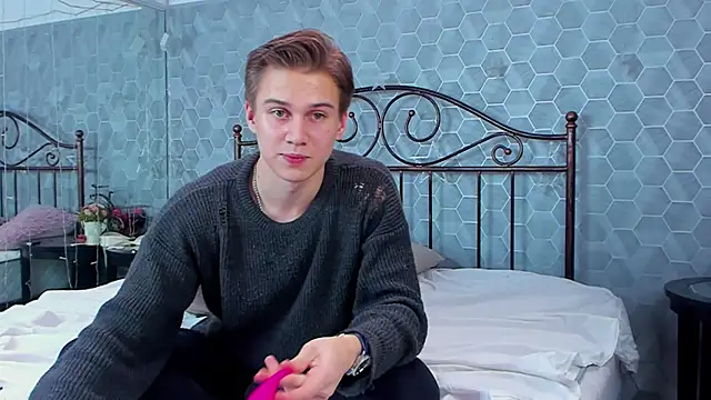 Marcus Swampov online show from December 20, 9:43 am