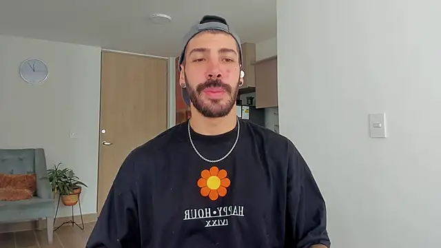 Guyinthemountain online show from February 10, 3:32 pm