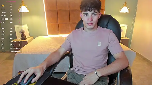 AlejooTwink online show from October 24, 3:30 am