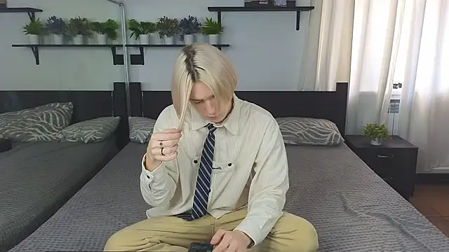 Ron Vils online show from November 19, 6:13 am