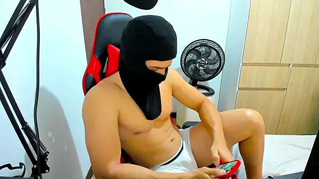 Calihotcaliente277 online show from December 2, 3:01 pm