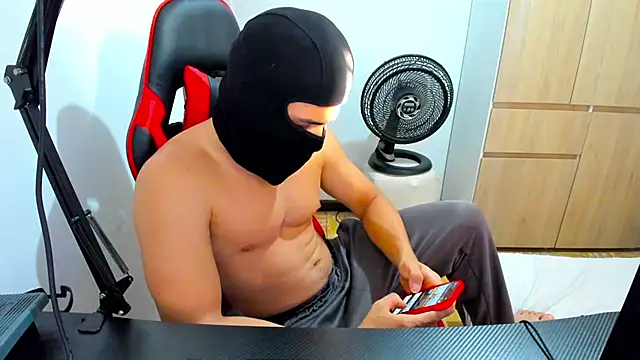 Calihotcaliente277 online show from January 25, 9:25 pm