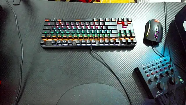 Calihotcaliente277 online show from February 1, 12:37 pm