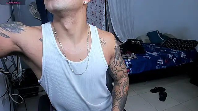 cJuan111 online show from November 20, 12:54 am