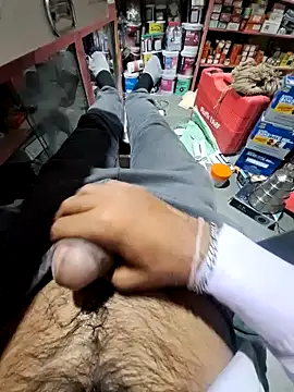 Snapshot of dickerdaddy25 chatting on January 12, 2:41 pm dickerdaddy25 online show from January 12, 2:41 pm