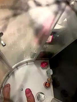 lescro95  online show from October 4, 5:51 pm