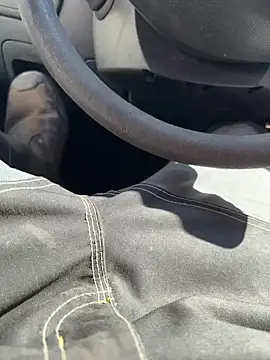 lescro95  online show from March 18, 10:39 am