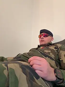 Napoleon1er  online show from March 6, 8:06 pm