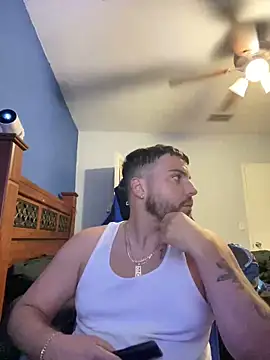 Snapshot of MasterKvn chatting on December 17, 7:50 am MasterKvn online show from December 17, 7:50 am