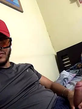 kmilo2405 online show from December 17, 10:49 pm