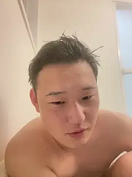 Snapshot of tuki_fu chatting on February 5, 11:23 am tuki fu online show from February 5, 11:23 am