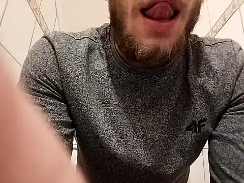 hoot denis28 online show from December 8, 2:52 pm