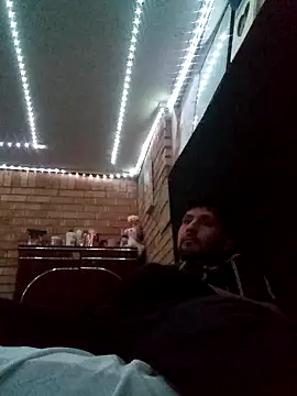 christphor online show from December 22, 9:33 am