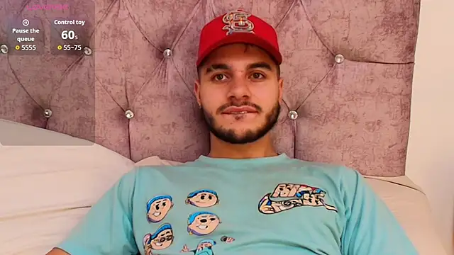 Amadeo Wild online show from November 30, 3:58 pm