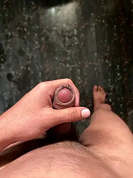 Snapshot of Privateseducer chatting on December 3, 5:41 am Privateseducer online show from December 3, 5:41 am