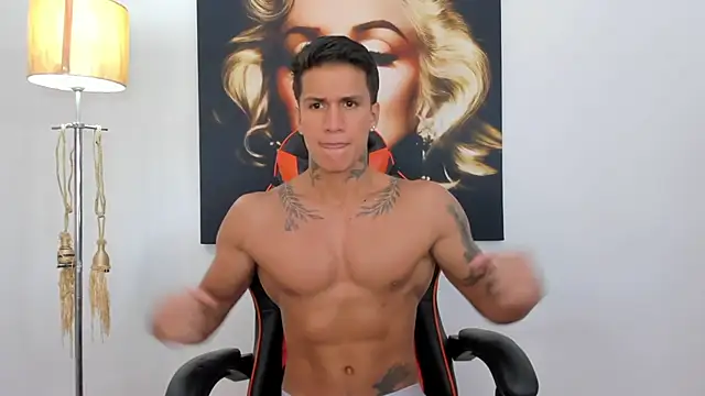 pettergrey1 online show from December 3, 1:21 pm