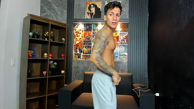 pettergrey1 online show from March 6, 12:41 pm