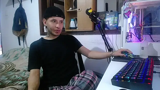 esjrobles online show from February 26, 8:09 pm