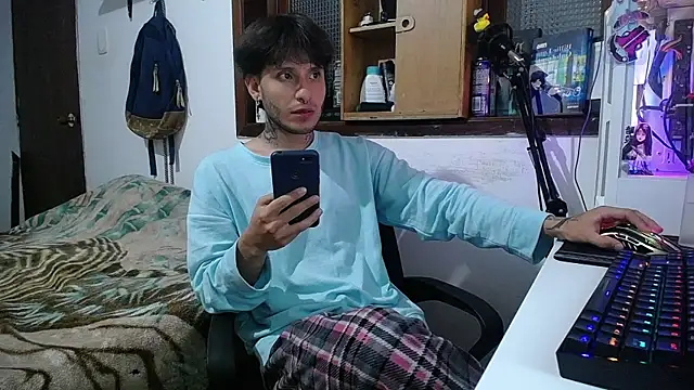 esjrobles online show from March 4, 3:22 am