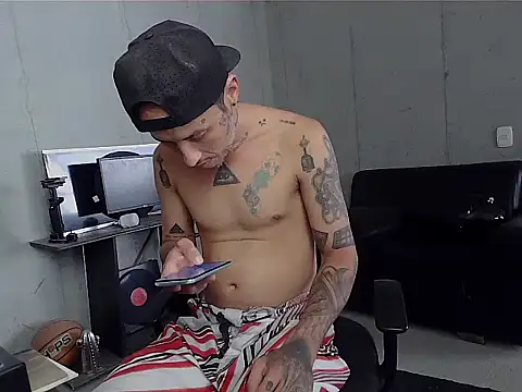 patrik tattoo  online show from February 27, 5:12 pm