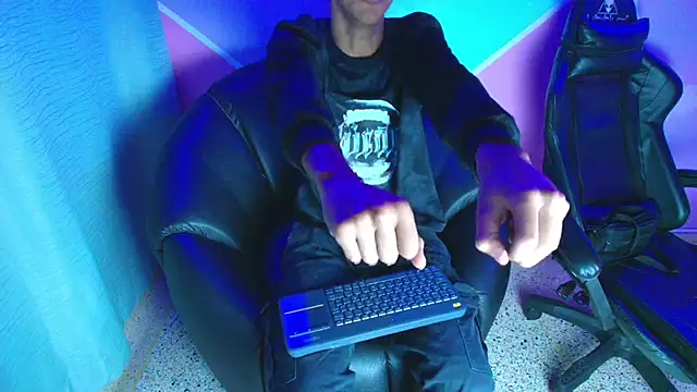 hares mds online show from December 2, 3:37 pm