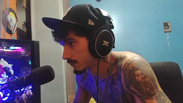 Badboyi1997 online show from November 20, 12:43 am