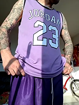 mileflav0r online show from April 27, 6:43 am