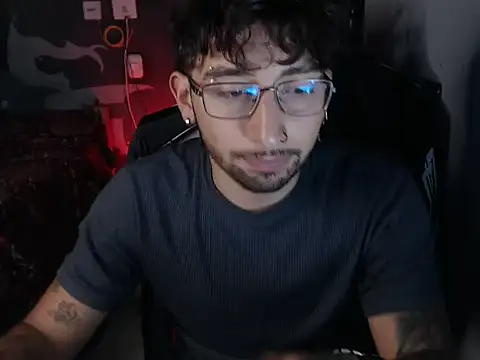 Dereck Dickson online show from October 30, 4:58 am