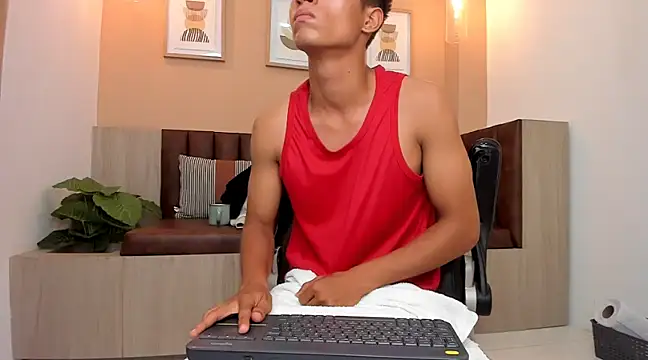 wolf james123 online show from January 31, 1:12 pm