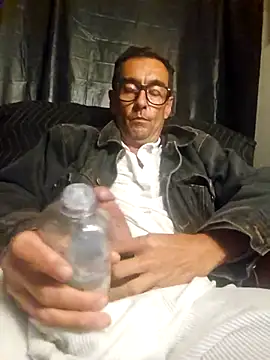 Pumpndeep online show from April 2, 8:00 am