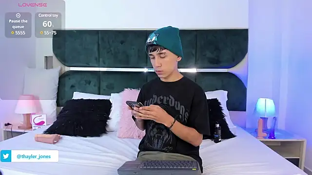 Thayler jones online show from January 9, 11:25 am