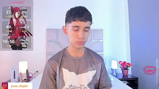 Thayler jones online show from February 2, 11:18 am