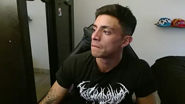 kv   xxx  online show from December 15, 9:45 pm