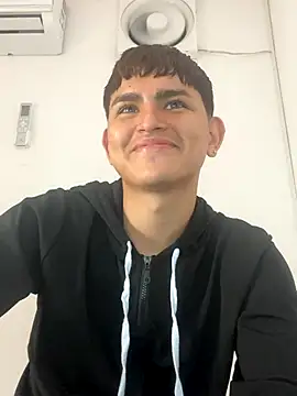 Lyam ap online show from November 14, 2:26 am