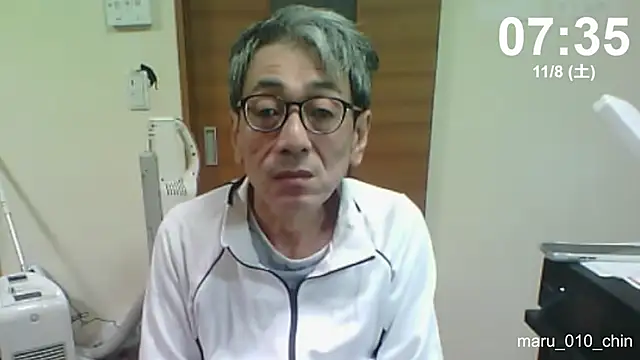 mama010-chan online show from November 7, 10:35 pm